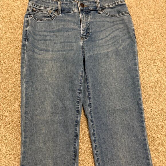 St. John’s Bay Straight Leg Medium Wash Denim Jeans Women’s Size 6 - Picture 4 of 10